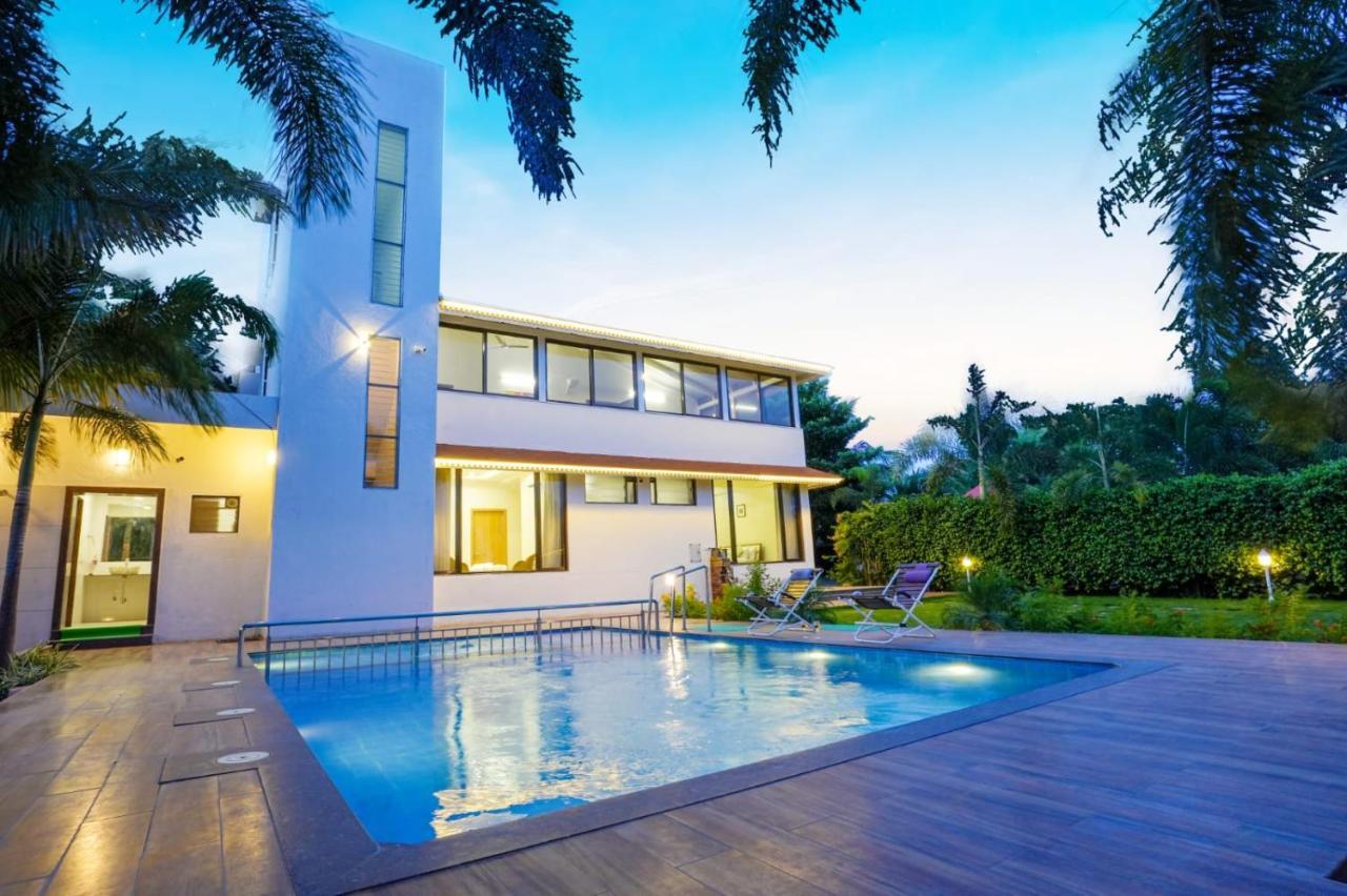 Villa White Coco House 4Bhk Nashik Exterior foto